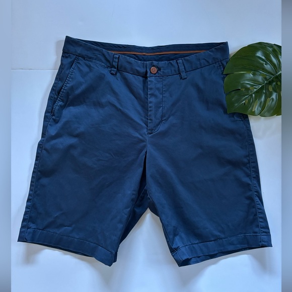 Tommy Bahama Other - Tommy Bahama Men’s Flat Front Navy Chino Shorts (Sz 34)